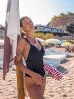 Cargar imagen en el visor de la galería, ENTERO DELFI - NEGRO
